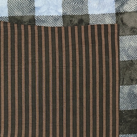 Vintage. Made in USA. Chico's Design. 5 % spandex. Women's v-neck size 0. - Picture 11 of 14